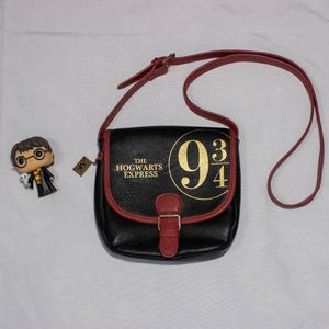 NWOT ⭐️ Harry Potter Platform 9 3/4 Crossbody Bag